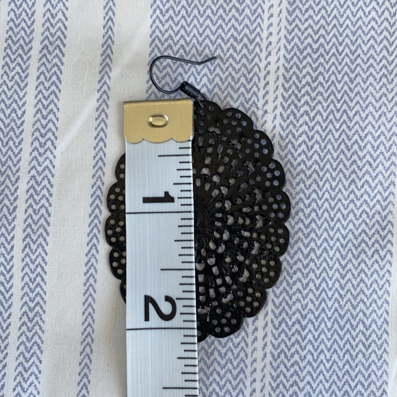 $5 ADD ON - Black filigree lace earrings - Picture 3 of 3